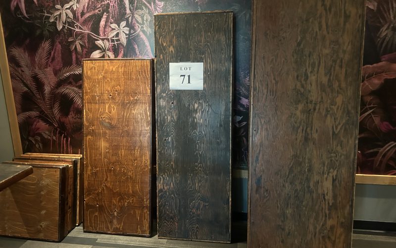 71- Lot de tables de divers grandeur modifiable et ajustable