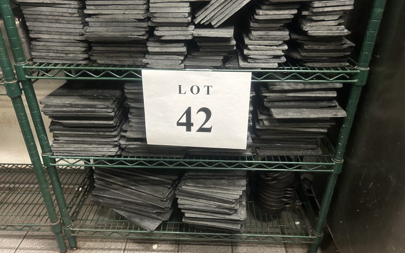 42- Lot de plaques d’ardoise de grandeur différente