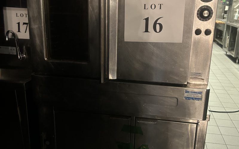 16- Four a convection avec base 38 »
