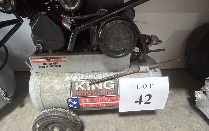 Lot 42- compresseur 5.5 force King ( a magog )