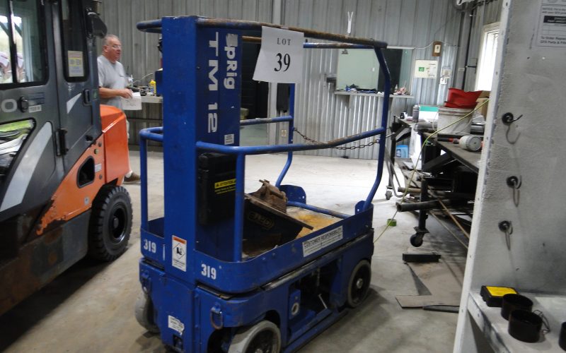 LOT 39 : Nacelle Upright