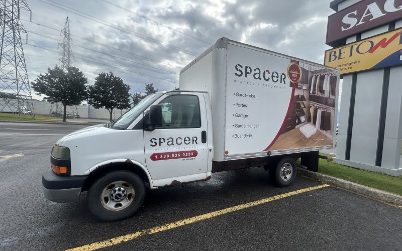 LOT 4 – Gmc Savana Cutaway Van 2011 , 265032 km