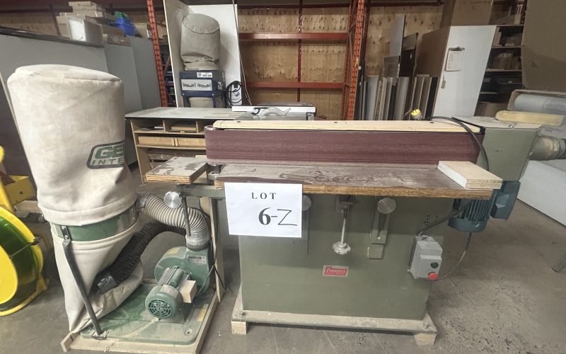 6Y- Banc de scie Saw Stop avec dépoussiéreur Spec-air avec guide de 52 »