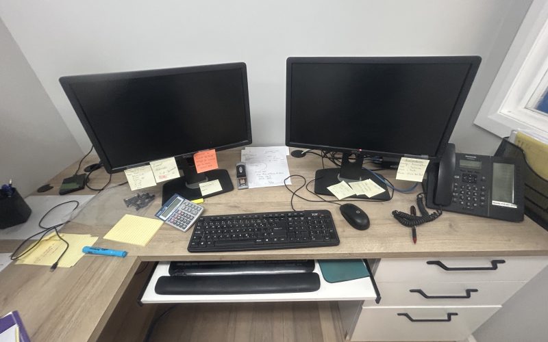 6AAA- Lot d’ordinateur , imprimante , clavier , souris