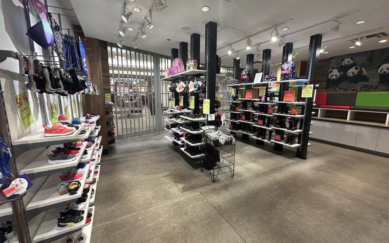 Chaussures Tini Jacques Vaillancourt ( Fond de commerce  )