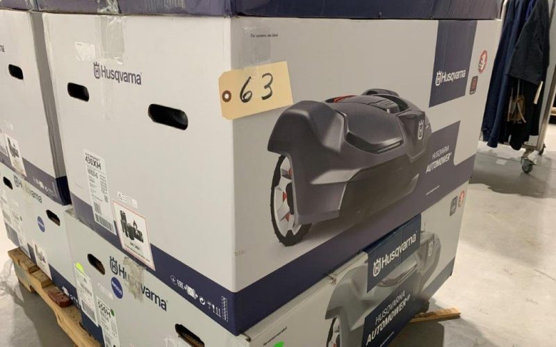 Lot 63- Robot tondeuse Husqvarna modèle 430 XH