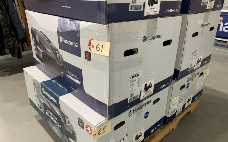 Lot 61-  Robot tondeuse Husqvarna modèle 430 XH