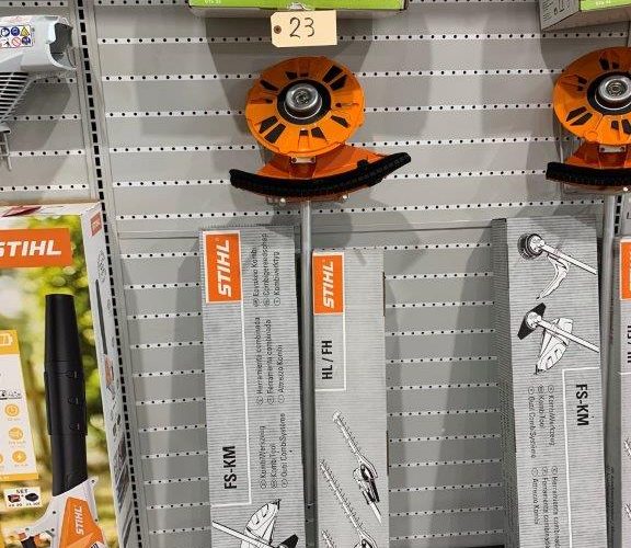 Lot 23- Scie de jardin, taille haie , taille bordure 4 mcx