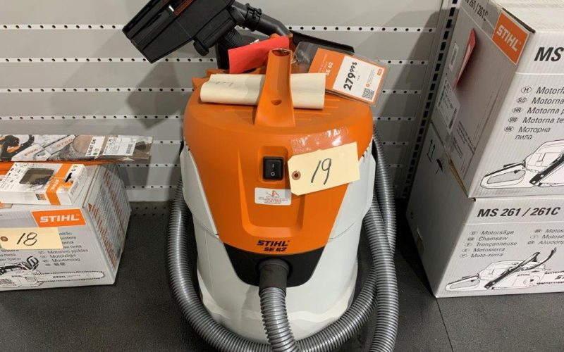 Lot 19- Aspirateur Stihl SE62
