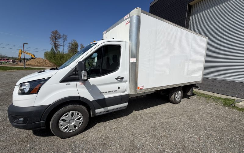 Lot 4-Ford Transit 250 , 2023 , 91428 km