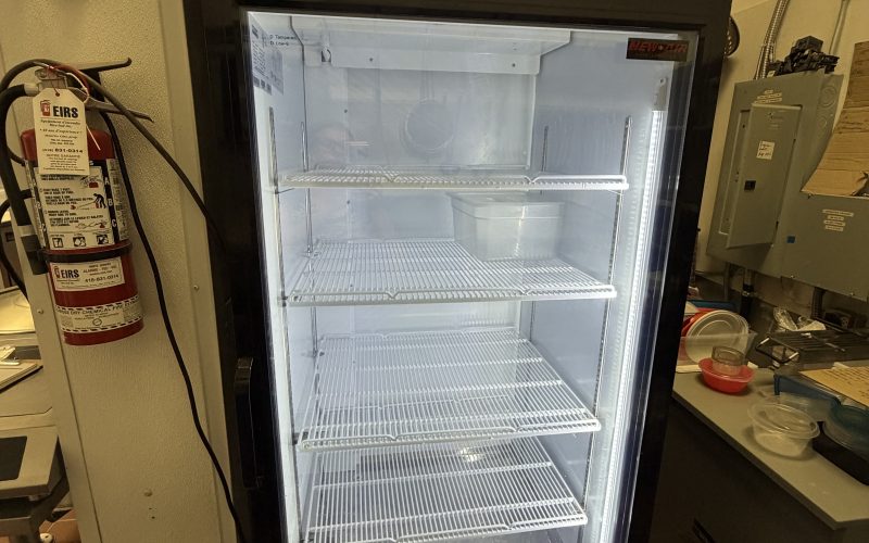 Lot 33 – Frigidaire 1 porte de marque New Air