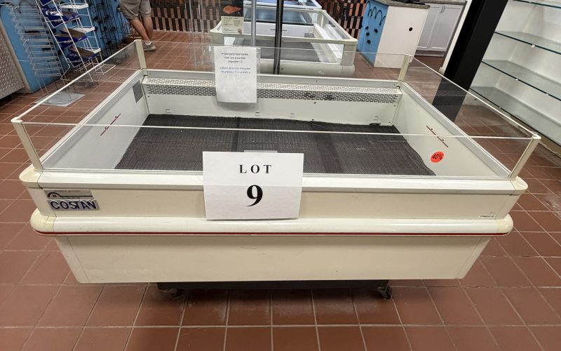 Lot 9 – Présentoir réfrigéré de marque Costan 56×37