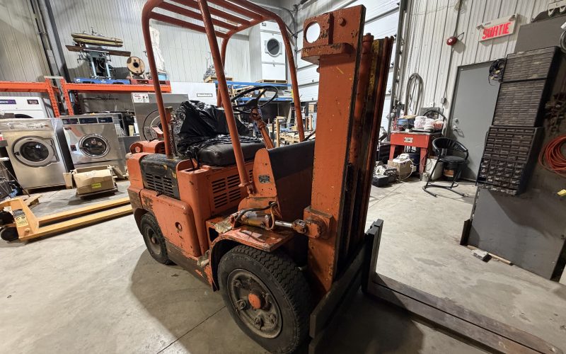 LOT 5- Chariot élévateur au propane ,marque ALLIS-CHALMERS, modèle FP 50,  # de série 27210009.