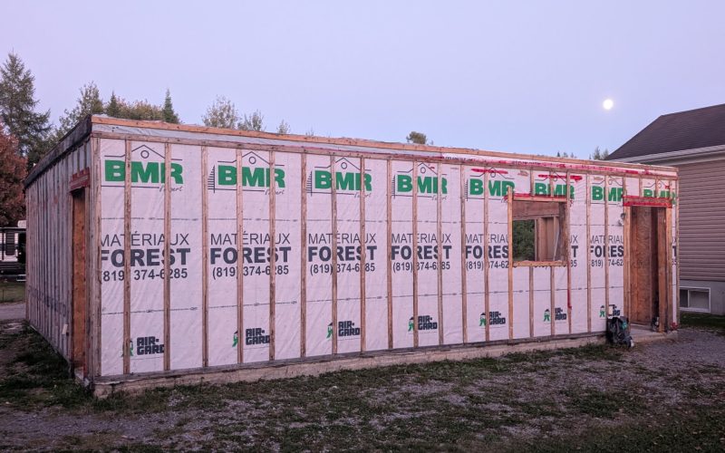 Structure de garage 24 pieds par 32 pied par 8 pieds de hauteur
